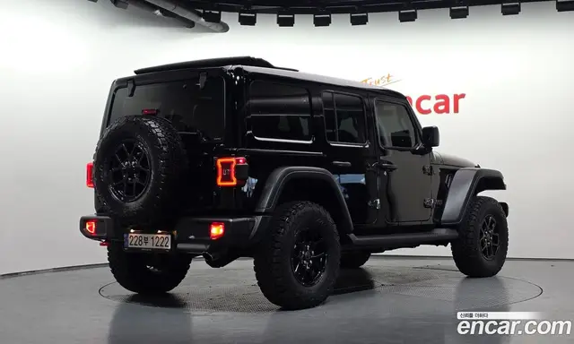 Jeep Wrangler 2024 2.0 АКПП, миниатюра 2