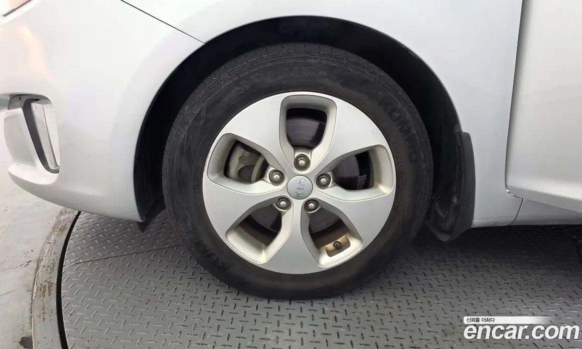 Kia Carens 2014 2.0 АКПП, фото 5