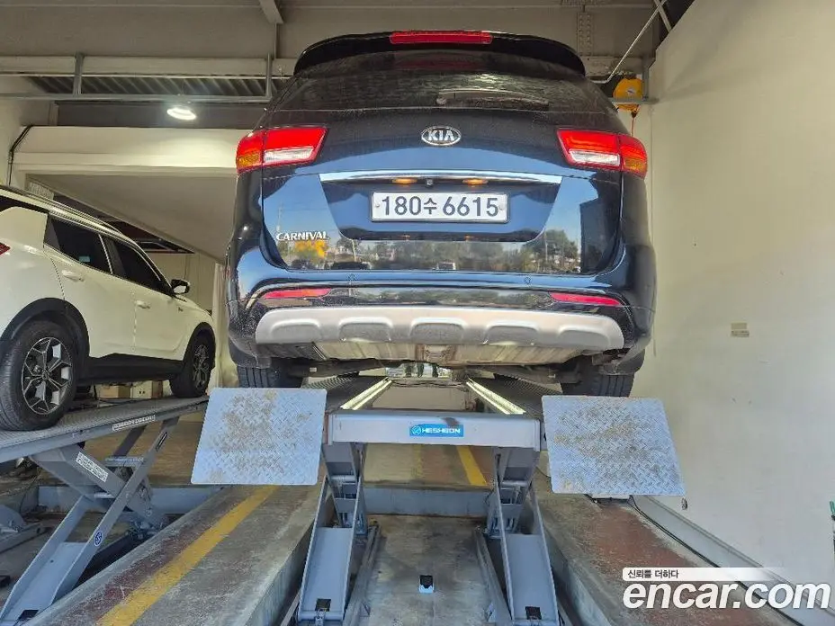 Kia Carnival 2016 2.2 АКПП, фото 2 Kia Carnival 2016 2.2 АКПП, фото 2