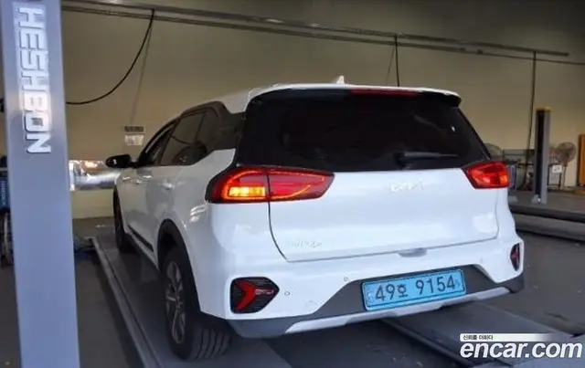 Kia Niro, 2022, 175 637 км