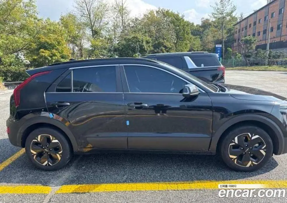 Kia Niro 2023 0.1 АКПП, фото 12