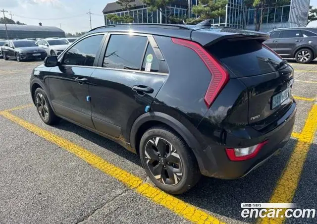 Kia Niro 2023 0.1 АКПП, миниатюра 10