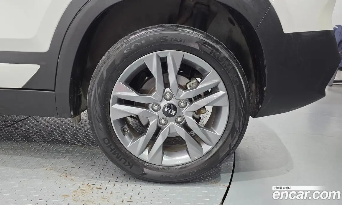 Kia Seltos 2019 1.6 АКПП, фото 5