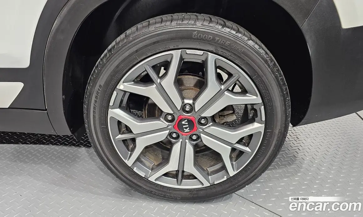 Kia Seltos 2019 1.6 АКПП, фото 6