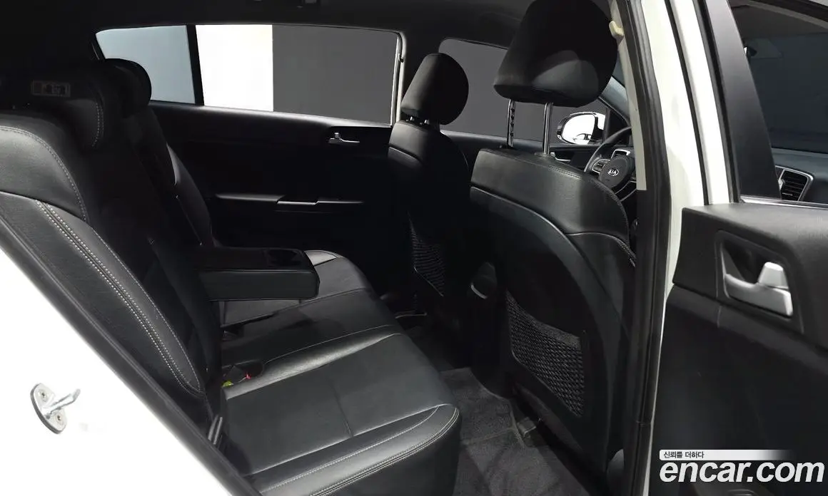 Kia Sportage 2018 1.7 АКПП, фото 11