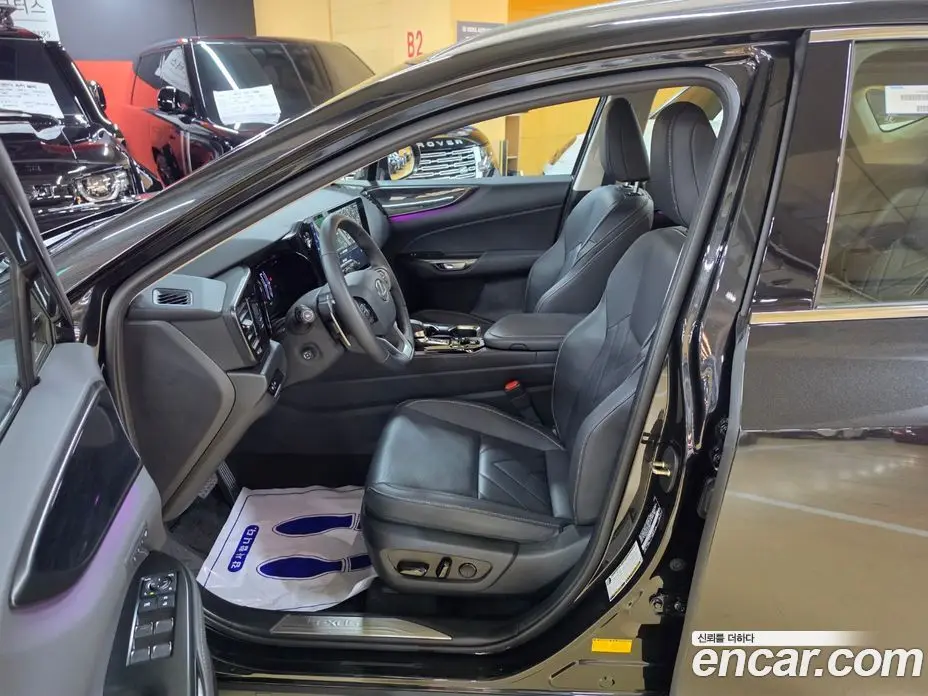 Lexus NX 2025 2.5 вариатор, фото 9 Lexus NX 2025 2.5 вариатор, фото 9