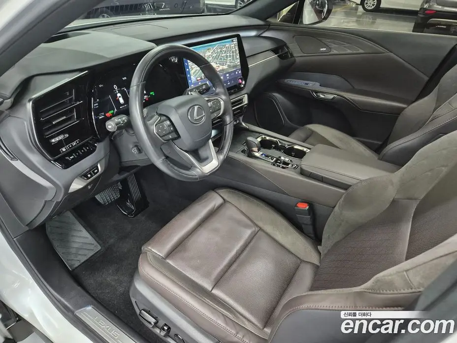Lexus RX 2025 2.5 вариатор, фото 14