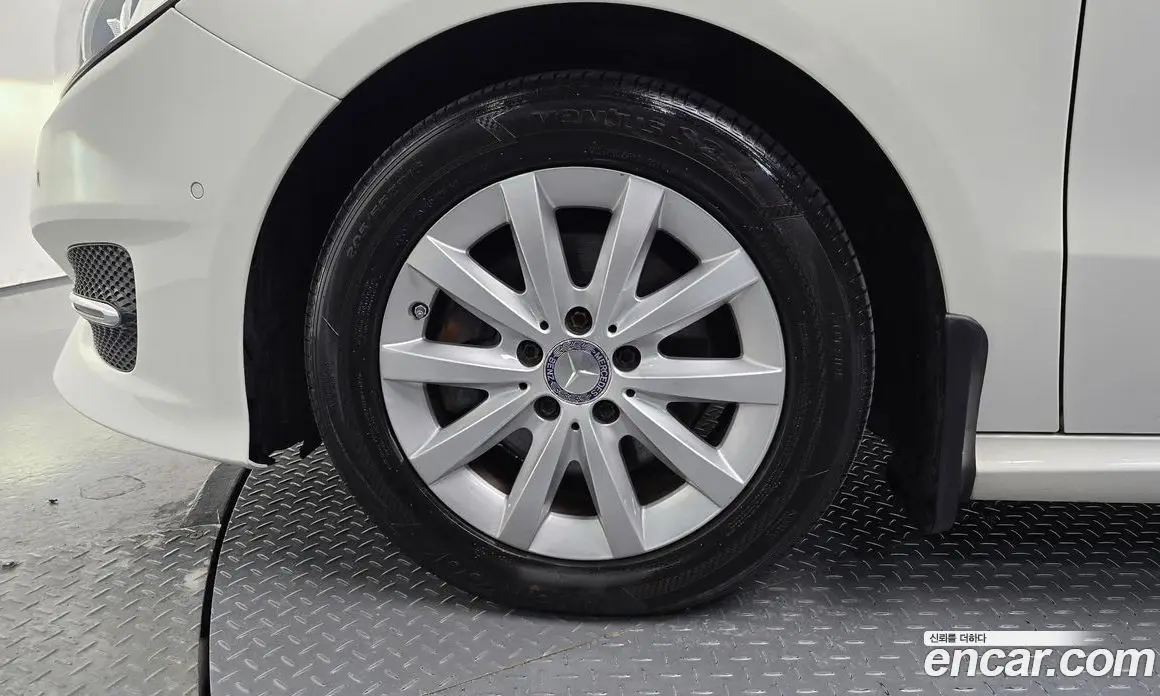 Mercedes-Benz B-Class 2015 1.8 АКПП, фото 5