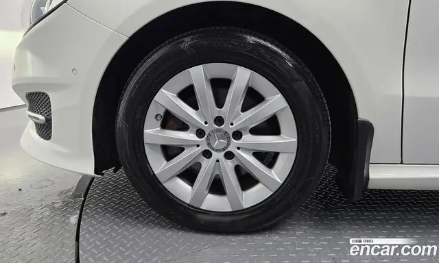 Mercedes-Benz B-Class 2015 1.8 АКПП, миниатюра 5