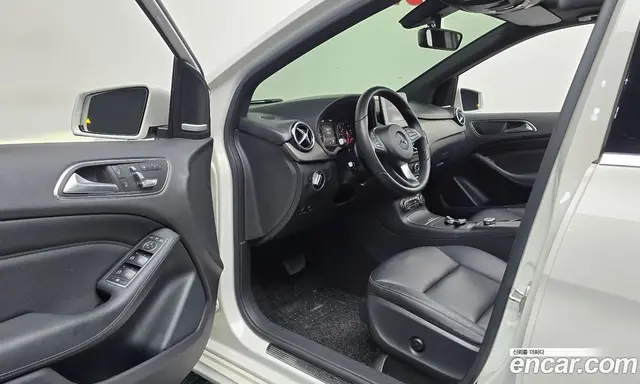 Mercedes-Benz B-Class 2015 1.8 АКПП, миниатюра 10