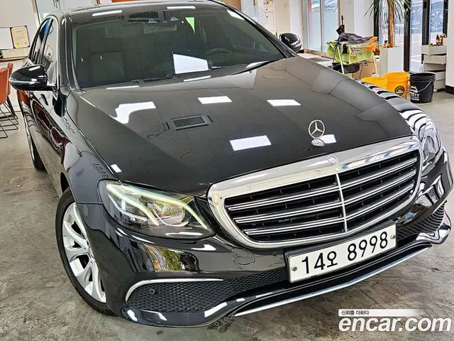 Mercedes-Benz E-Class 2017 1.9 АКПП, миниатюра 3