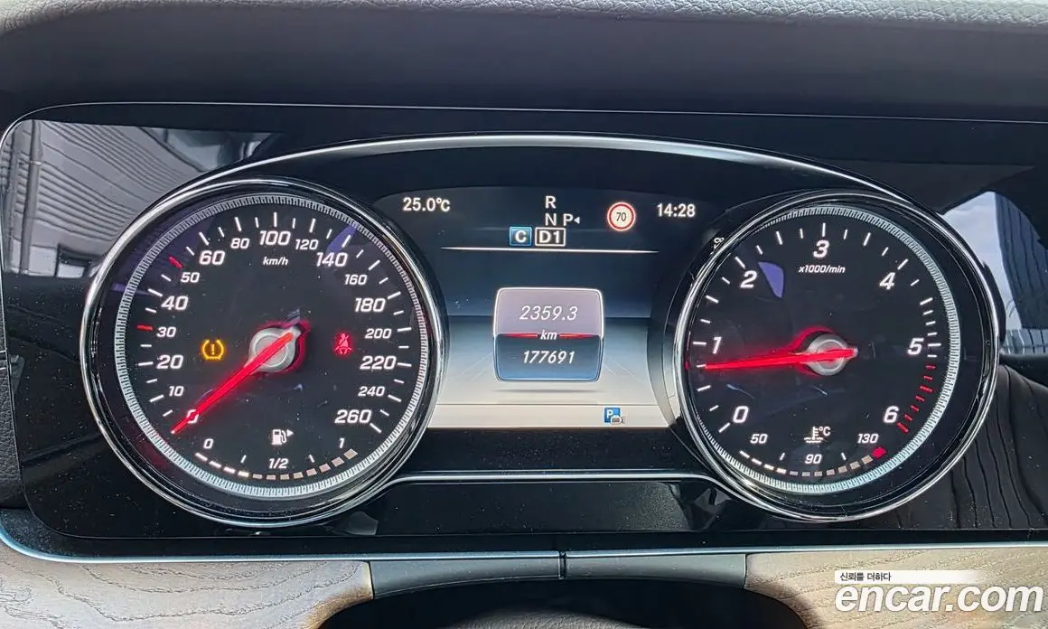 Mercedes-Benz E-Class 2017 1.9 АКПП, фото 8
