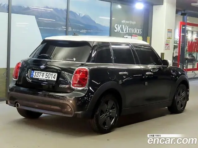 Mini Cooper 2023 2.0 АКПП, миниатюра 3 Mini Cooper 2023 2.0 АКПП, миниатюра 3
