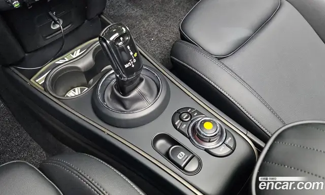 Mini Countryman 2020 1.5 АКПП, миниатюра 9