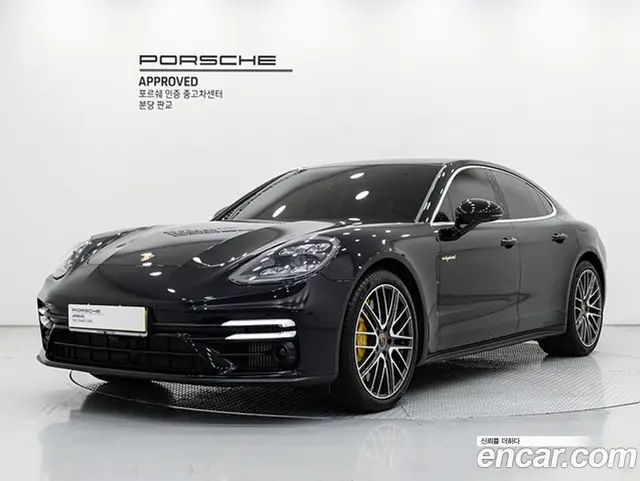 Porsche Panamera, 2023, 7 170 км