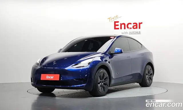 Tesla Model Y, 2025, 32 879 км