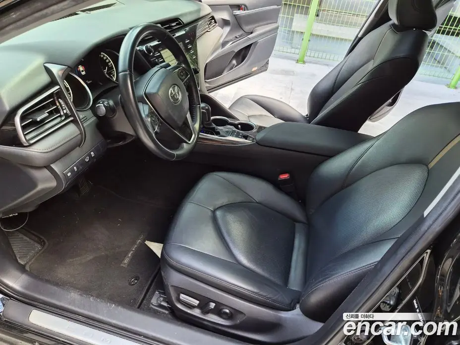 Toyota Camry 2018 2.5 АКПП, фото 12