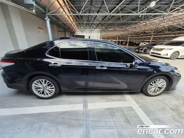 Toyota Camry 2018 2.5 АКПП, миниатюра 9