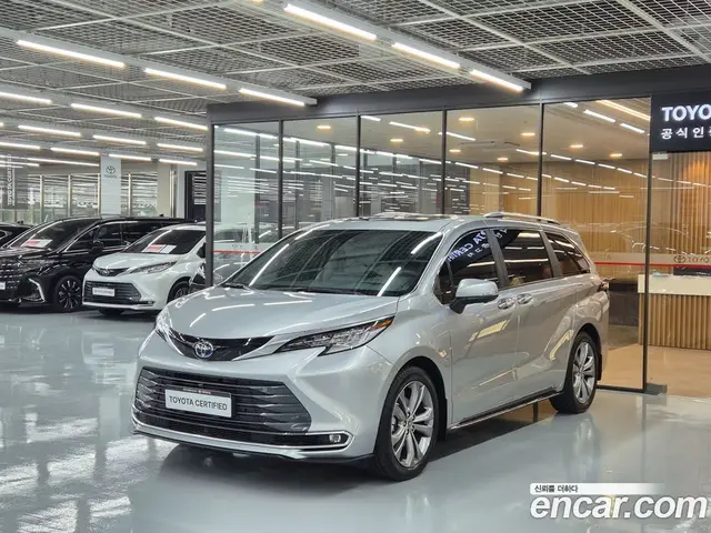 Toyota Sienna, 2025, 3 657 км