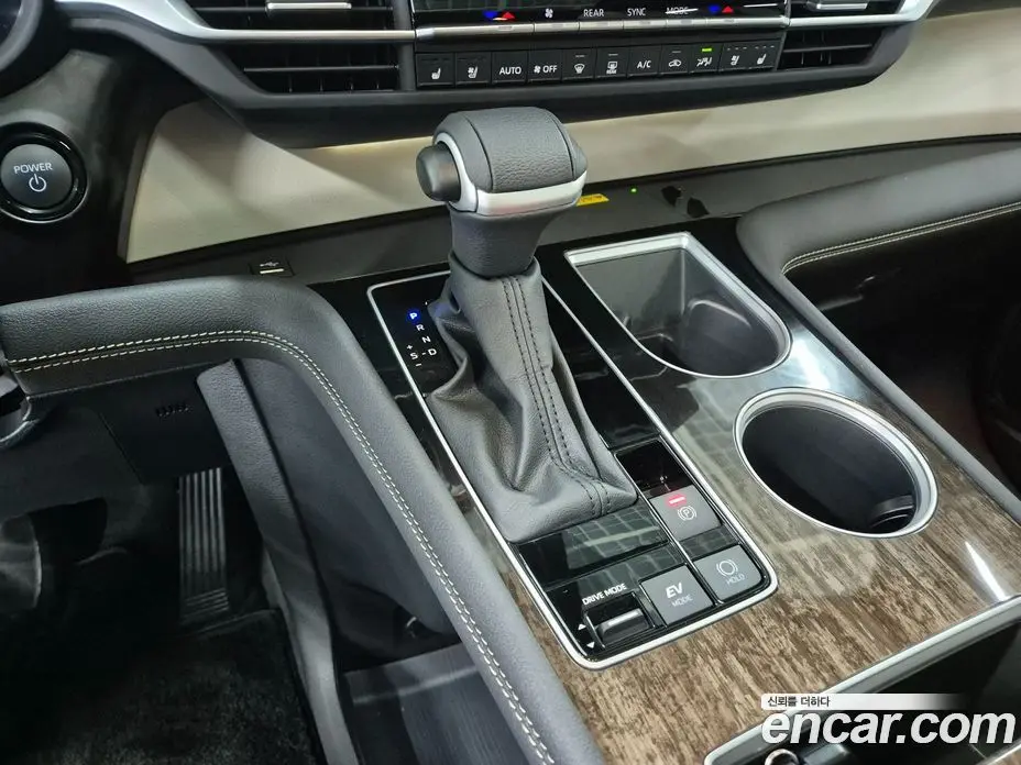 Toyota Sienna 2025 2.5 вариатор, фото 10