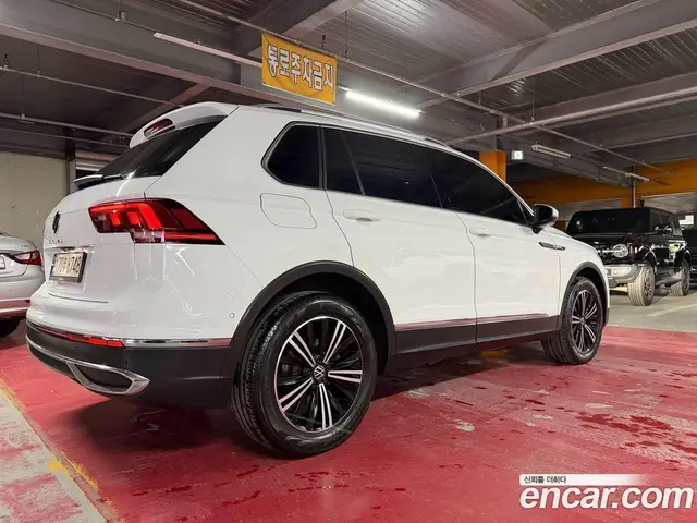 Volkswagen Tiguan 2023 2.0 АКПП, миниатюра 2