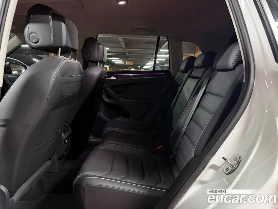 Volkswagen Tiguan 2023 2.0 АКПП, фото 11