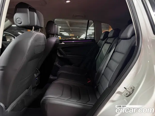 Volkswagen Tiguan 2023 2.0 АКПП, миниатюра 11