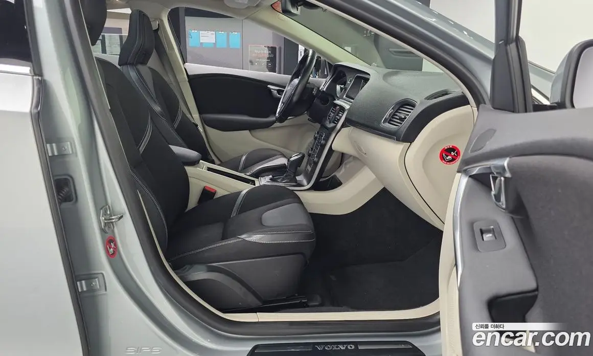 Volvo V40 2016 2.0 АКПП, фото 11