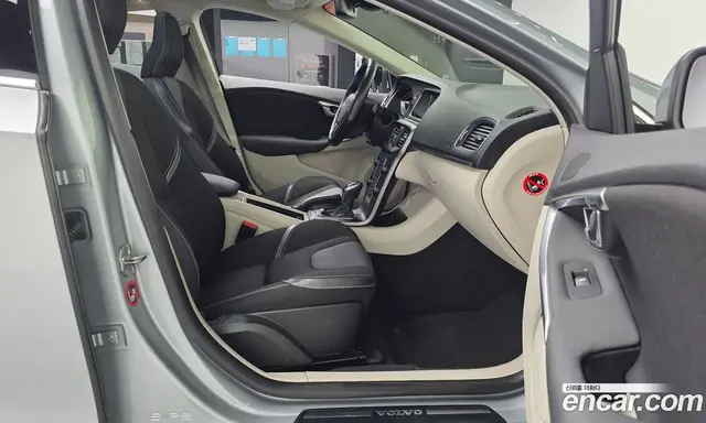 Volvo V40 2016 2.0 АКПП, миниатюра 11