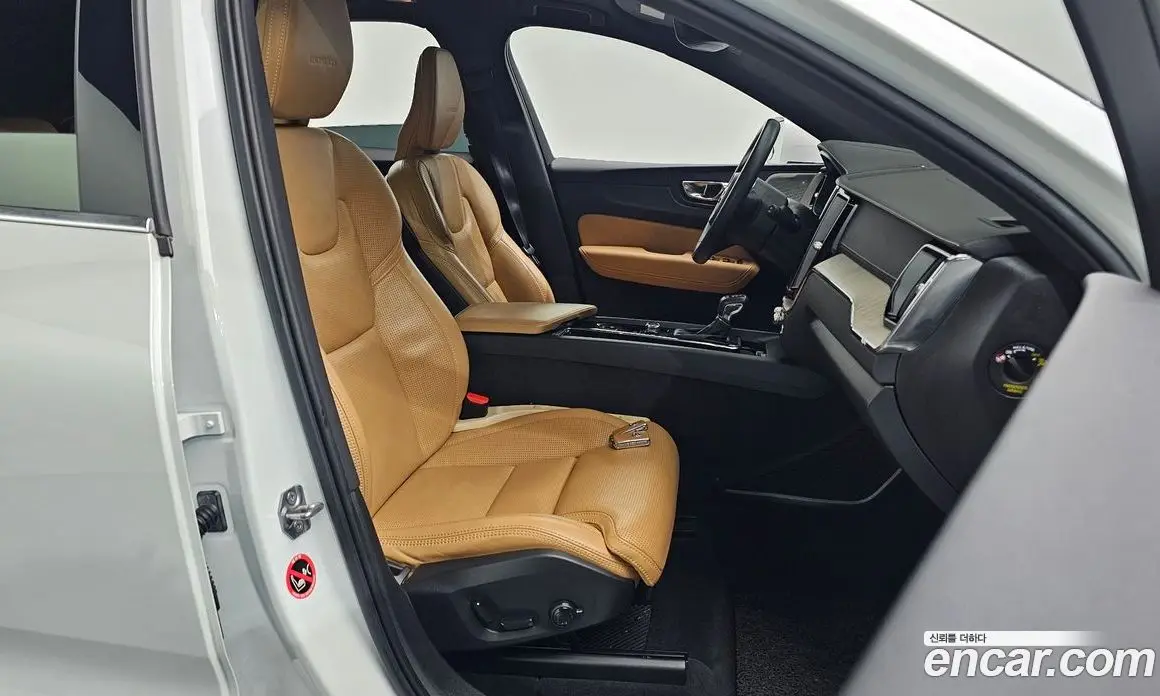 Volvo XC60 2019 2.0 АКПП, фото 17
