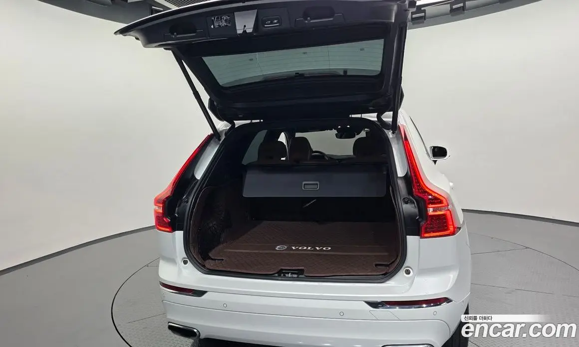 Volvo XC60 2019 2.0 АКПП, фото 20