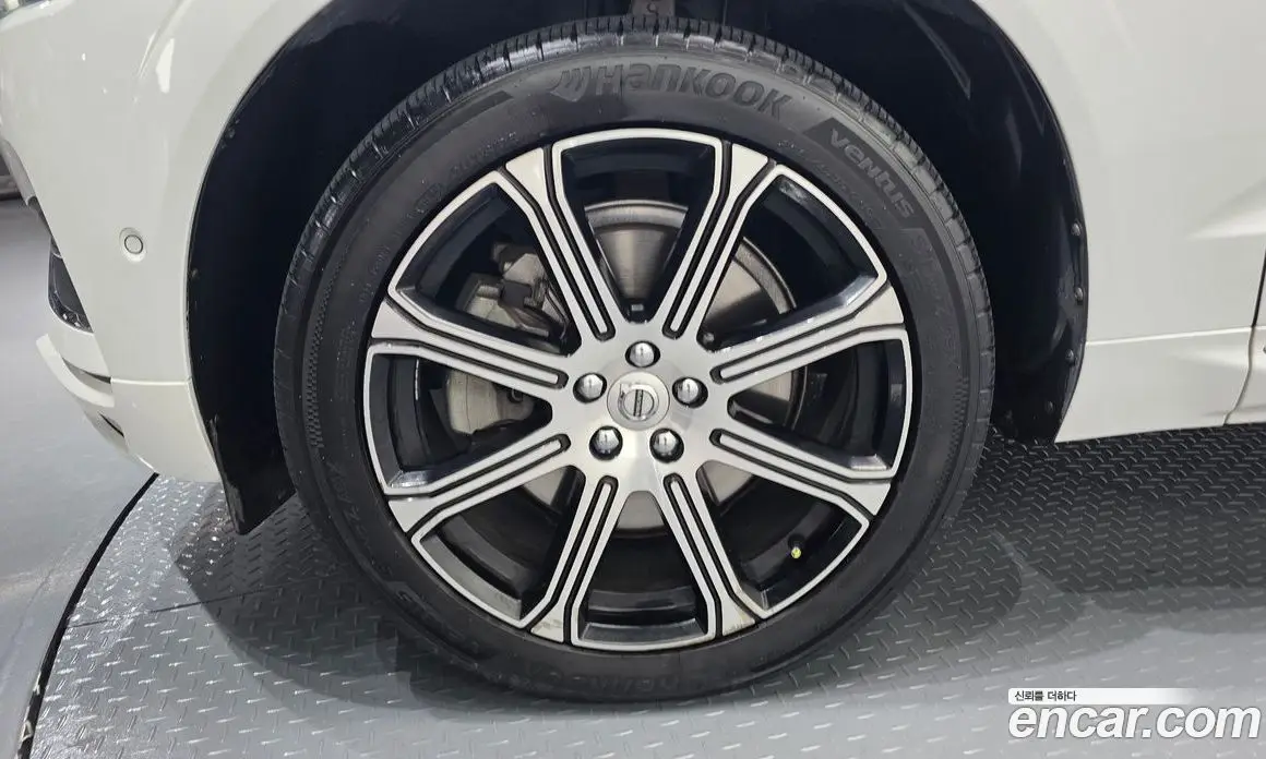 Volvo XC60 2019 2.0 АКПП, фото 5