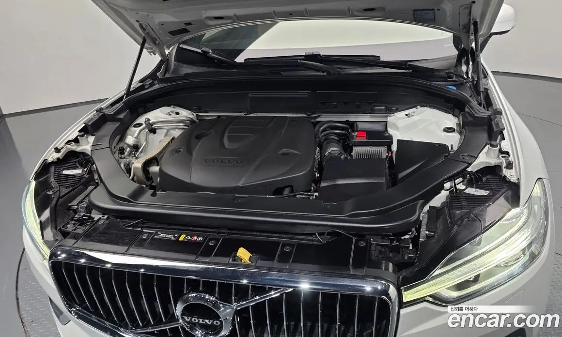 Volvo XC60 2019 2.0 АКПП, фото 6