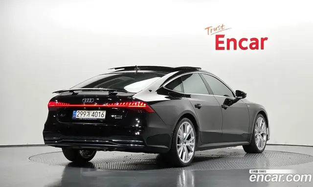 Audi A7, 2022, 87 856 км
