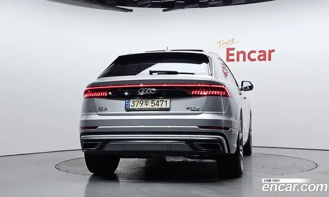 Audi Q8 2021 3.0 АКПП, миниатюра 3