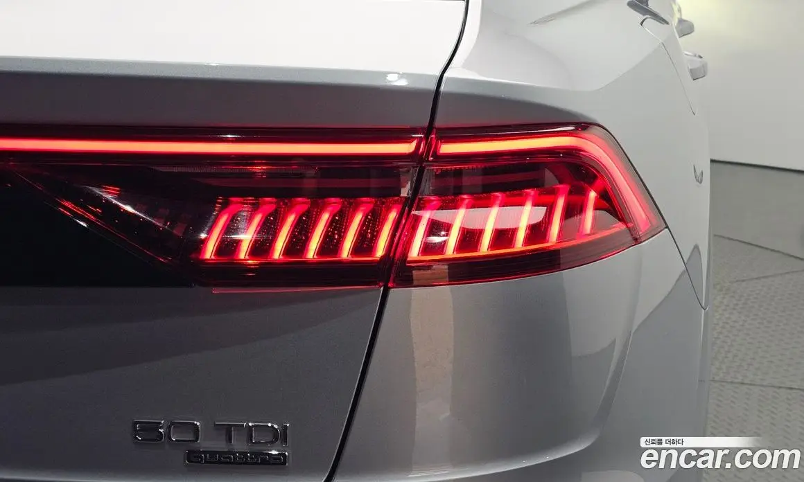 Audi Q8 2021 3.0 АКПП, фото 8