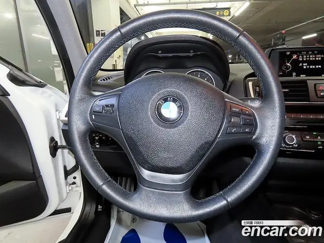 BMW 1 серия 2016 2.0 АКПП, миниатюра 12