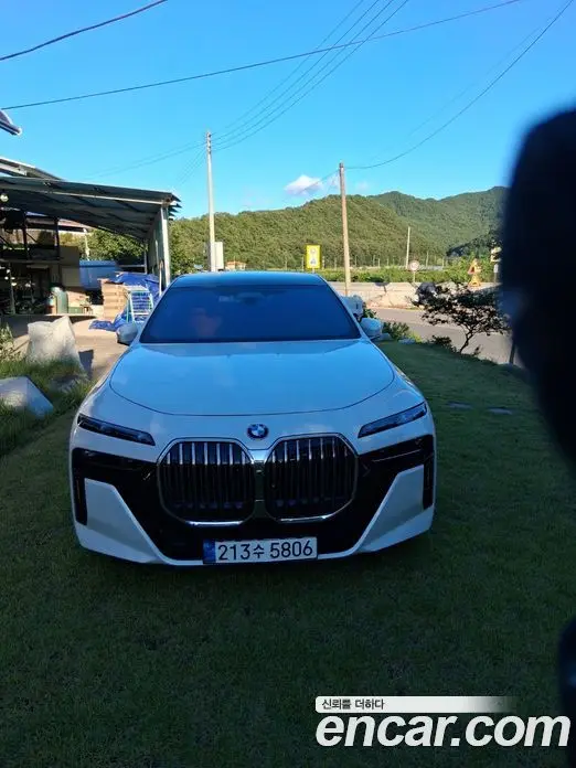 BMW 7 серия, 2025, 31 000 км