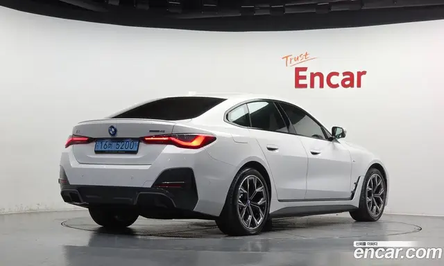 BMW i4, 2023, 18 266 км