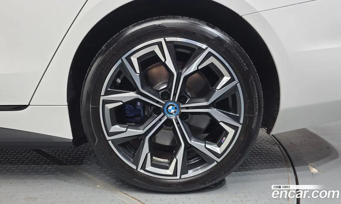 BMW i4 2023 0.2 АКПП, фото 6