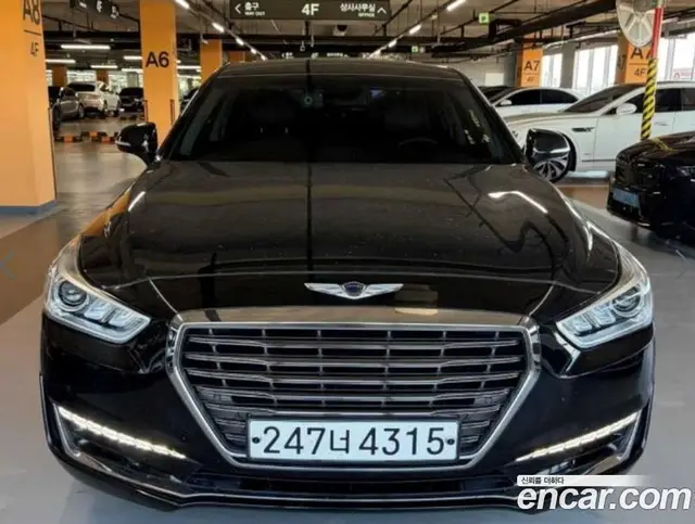 Genesis EQ900, 2017, 118 969 км