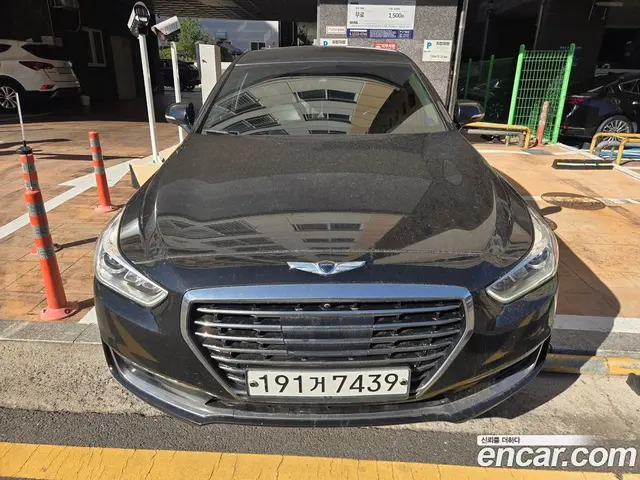 Genesis EQ900, 2017, 219 679 км