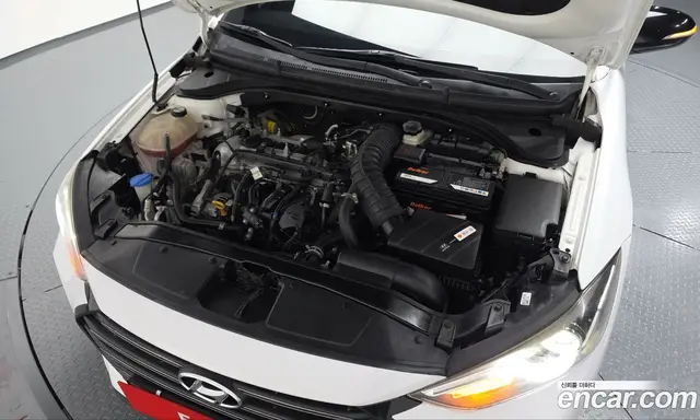 Hyundai Avante 2016 1.6 МКПП, миниатюра 5