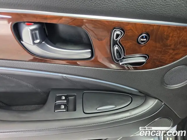 Hyundai Equus 2015 3.8 АКПП, миниатюра 7 Hyundai Equus 2015 3.8 АКПП, миниатюра 7