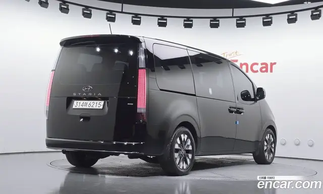 Hyundai Staria 2021 2.2 АКПП, миниатюра 2