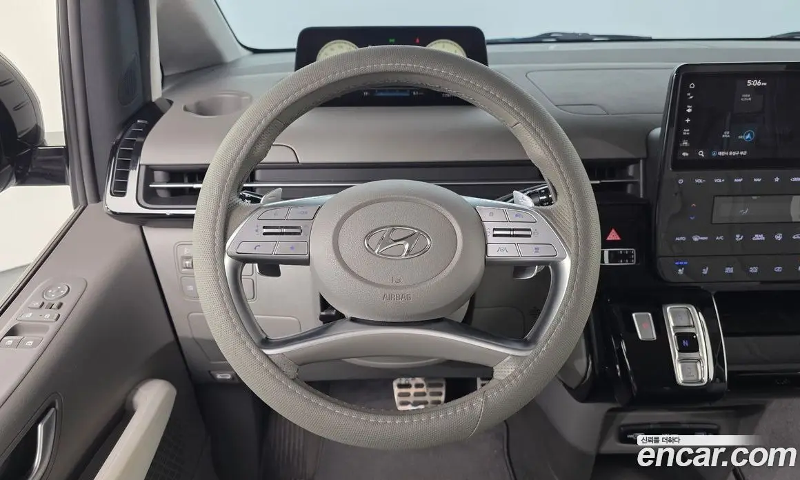 Hyundai Staria 2021 2.2 АКПП, фото 20