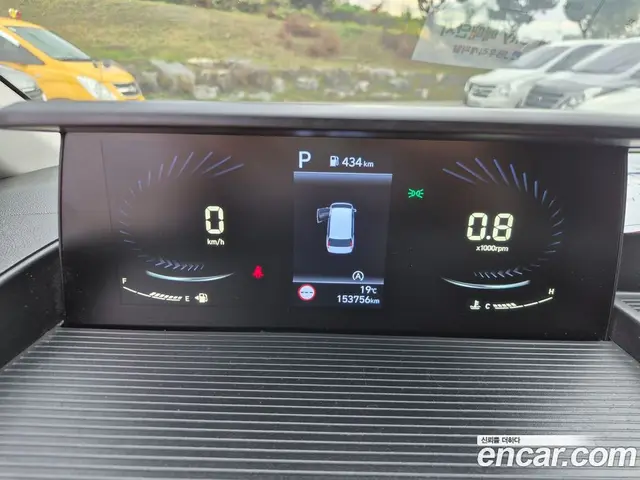 Hyundai Staria 2022 2.2 АКПП, миниатюра 7