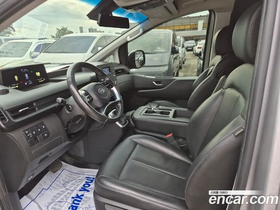 Hyundai Staria 2022 2.2 АКПП, фото 8