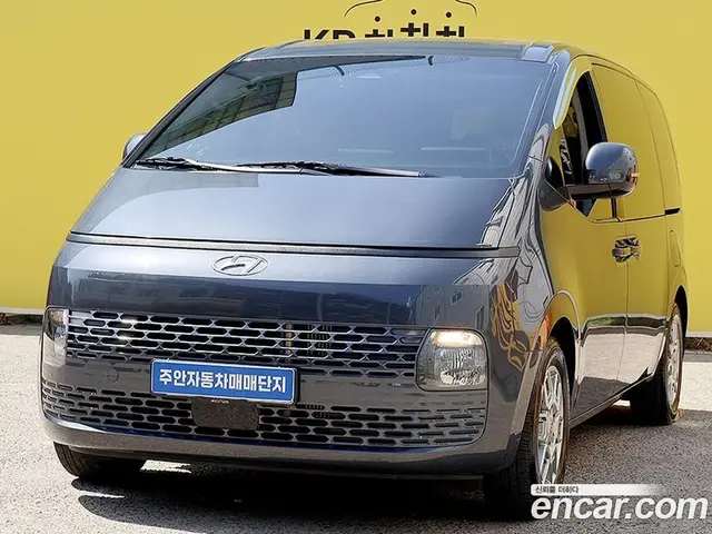 Hyundai Staria, 2023, 123 541 км