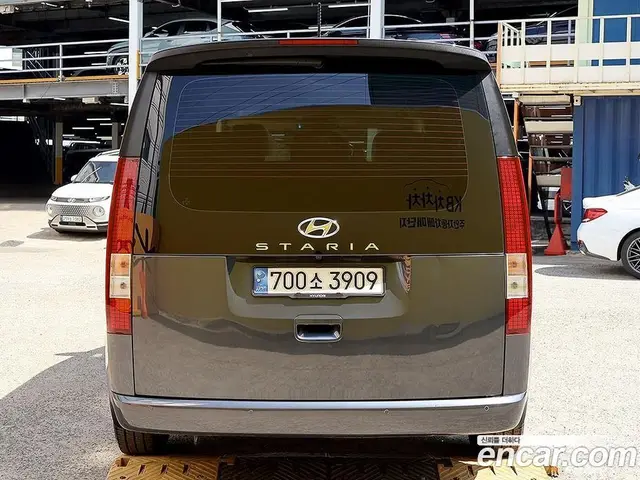 Hyundai Staria 2023 2.2 АКПП, миниатюра 4